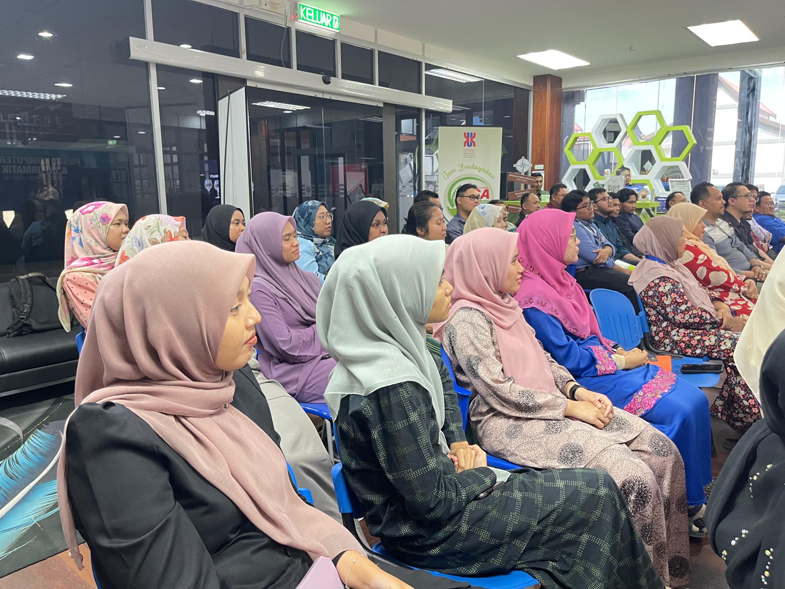 SESI PERKONGSIAN OLEH TNC A&A BERSAMA STAF PUSAT KOMPUTERAN DAN INFORMATIK (CCI)